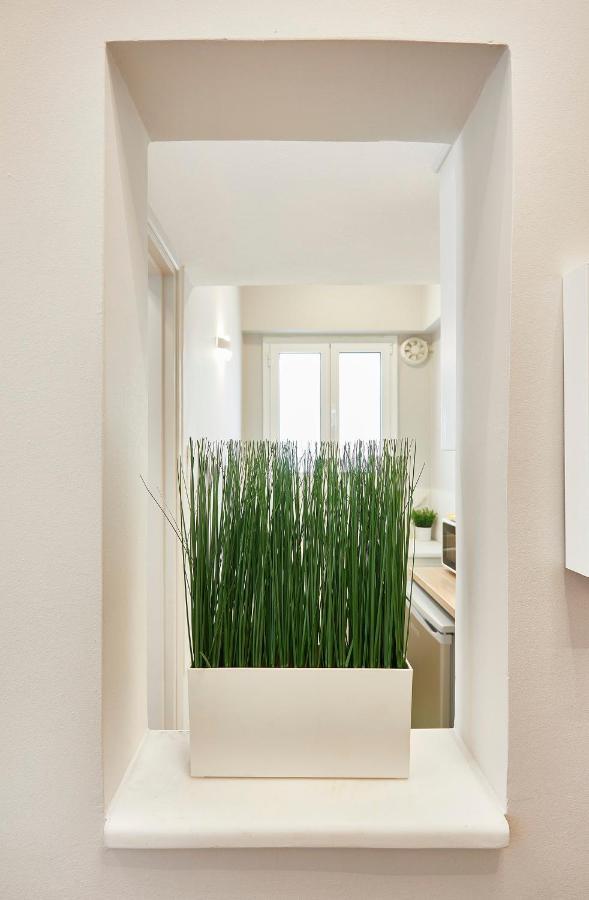Chloe Boutique Apartments Acropolis Museum Atene Esterno foto