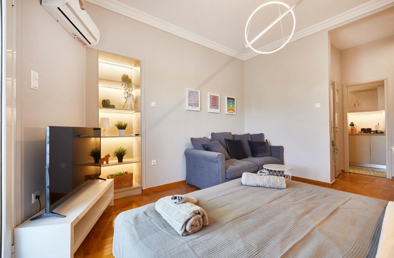 Chloe Boutique Apartments Acropolis Museum Atene Esterno foto